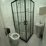 Хостел Deeps 2 *