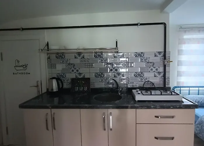 Deeps 2 אכסניה *